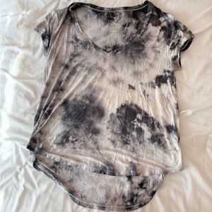 American Eagle Soft & Sexy Black And White Tie Dye V-Neck T-Shirt Size Small